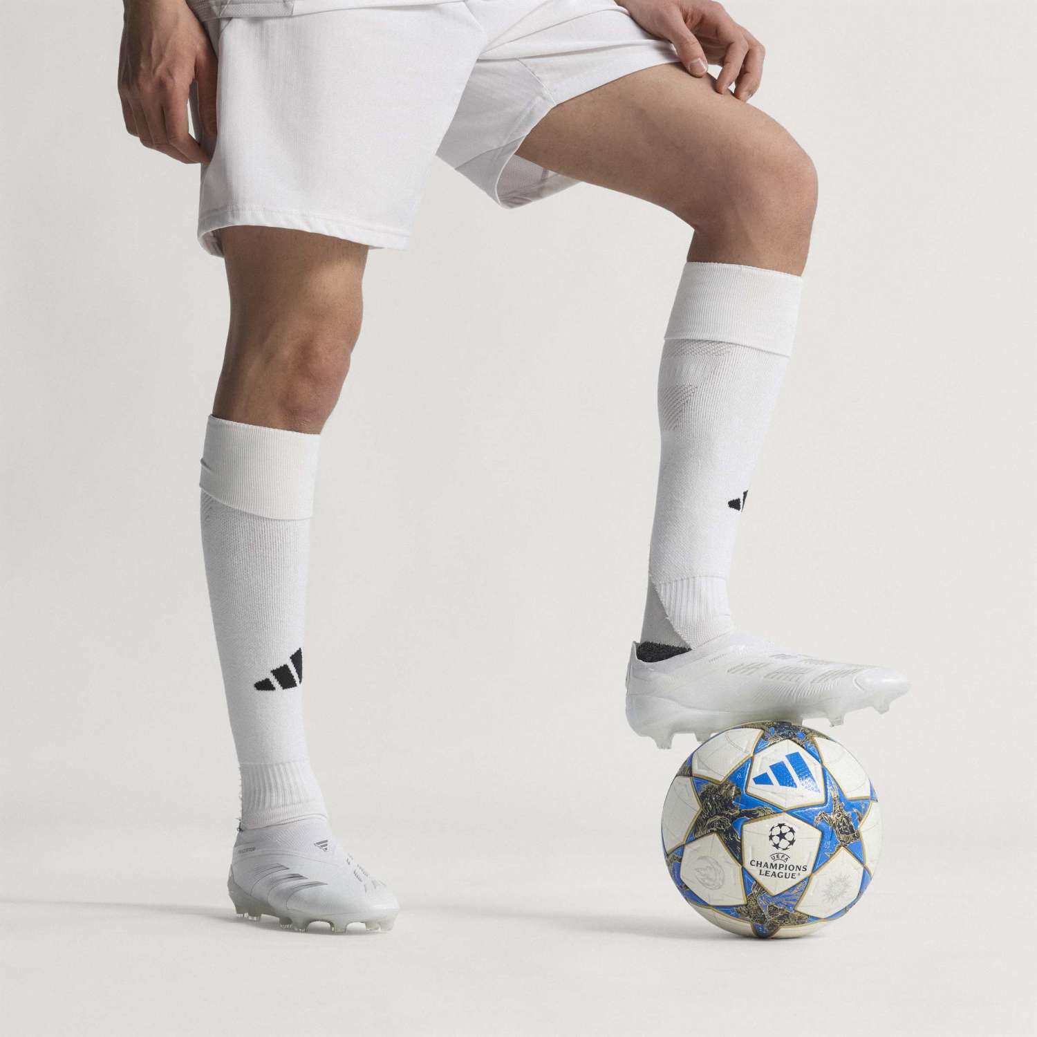 Balón adidas UEFA Champions League Pro 25/26 - Image 3