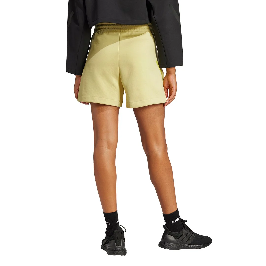 Pantalón Corto Mujer adidas Real Urban Amarillo - Image 3