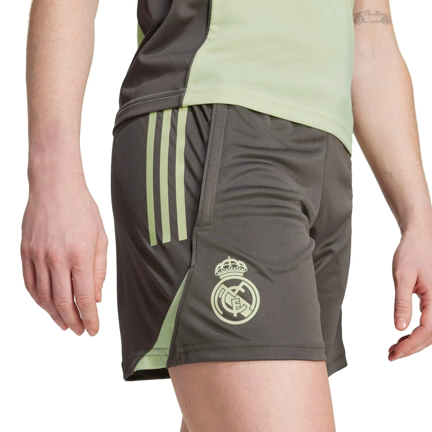 Pantalones Cortos Mujer adidas Entrenamiento 25/26 Caqui Oscuro - Image 3
