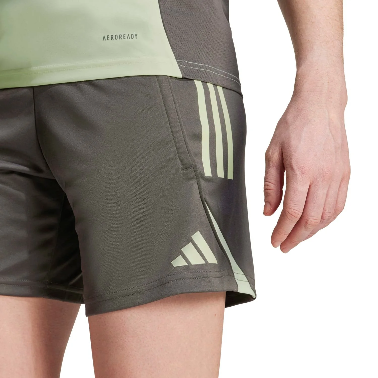 Pantalones Cortos Mujer adidas Entrenamiento 25/26 Caqui Oscuro - Image 5