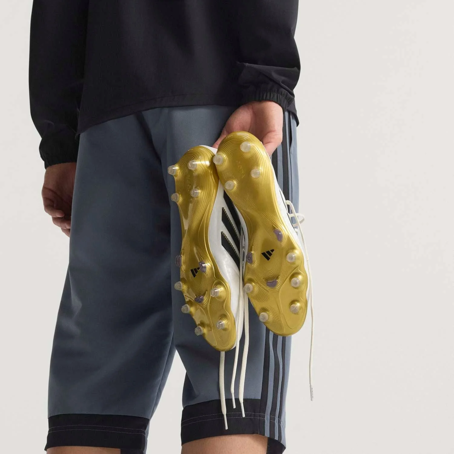 Botas de Fútbol adidas Copa Pure III Elite Doradas - Image 4