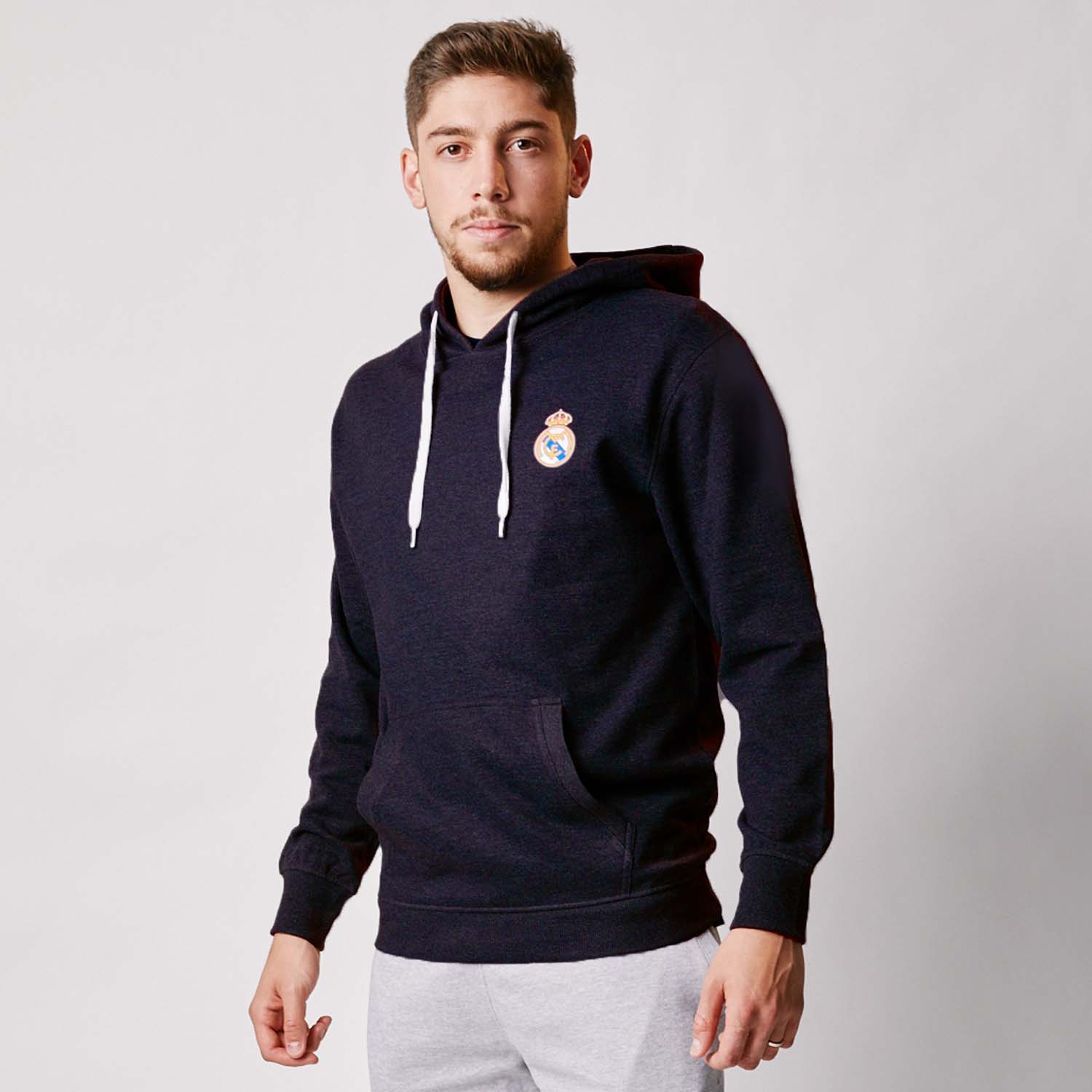 Sudadera Capucha Azul Marino Hombre Escudo Color Essentials - Image 2