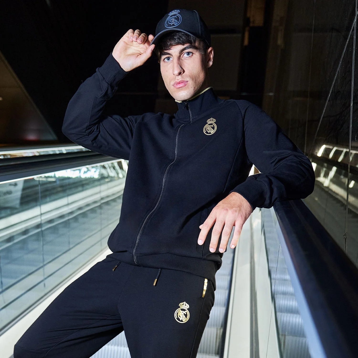 Sudadera Cremallera Hombre Black & Gold - Image 3