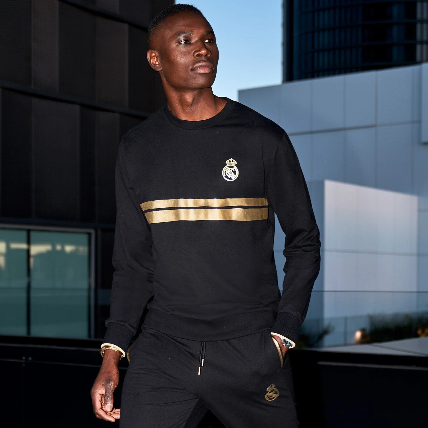 Sudadera Hombre Black & Gold - Image 4