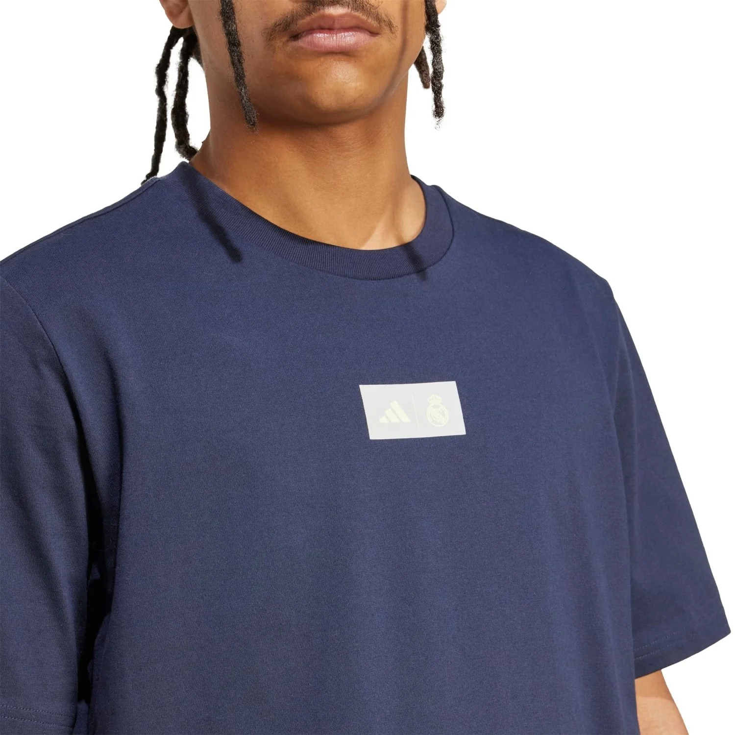 Camiseta Gráfica Hombre adidas SZN 25/26 Azul Marino - Image 4
