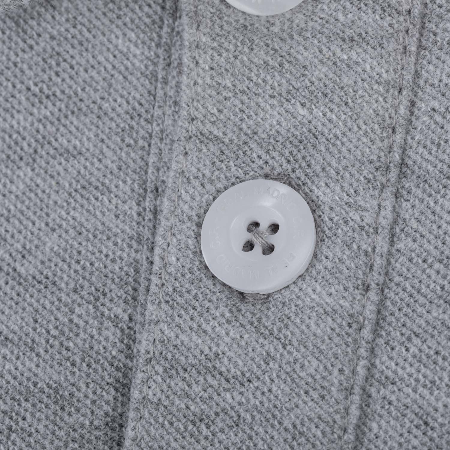 Polo Niño Essentials Gris Claro - Image 4